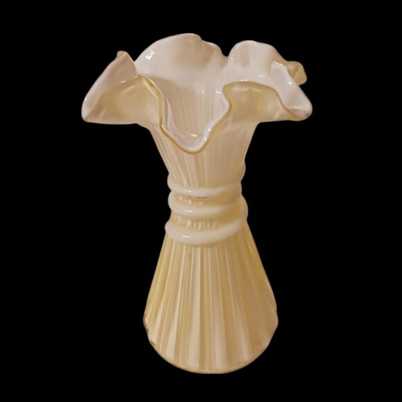 Vintage Fenton Candle Glow Yellow Ruffled Wheat Vase - 1950s MCM Art Glass, 7.5” - Picture 3 of 9